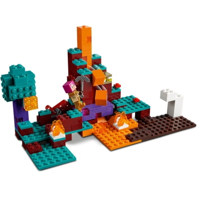 LEGO® Minecraft™ - Spaczony las