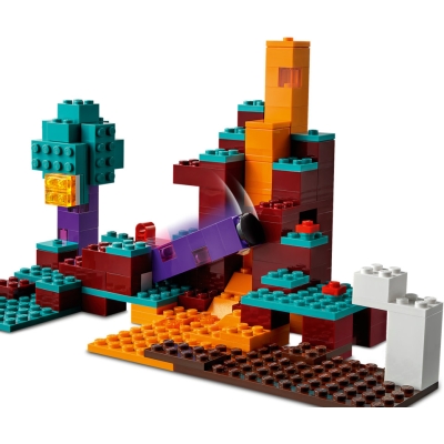 LEGO® Minecraft™ - Spaczony las