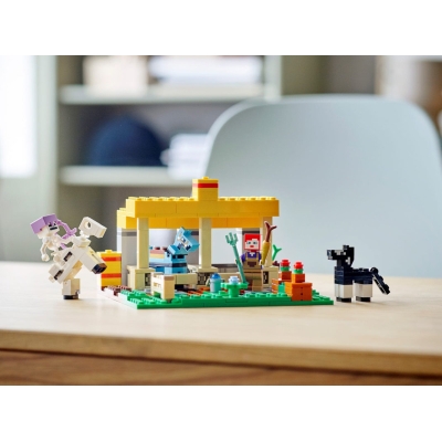 LEGO® Minecraft™ - Stajnia