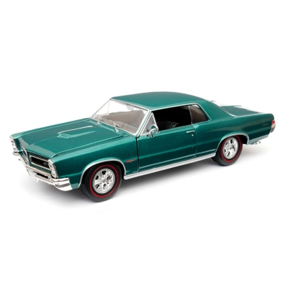 Pontiac GTO 1965 - model Welly - skala 1:24