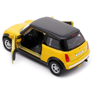 Mini Cooper + czarny dach - model Welly - skala 1:34-39